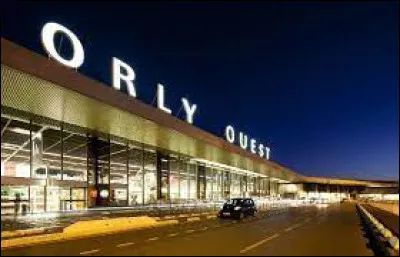 Lequel de ces rappeurs n'est pas concerné par un conflit ayant éclaté à l'aéroport d'Orly le 1er août 2018 ?