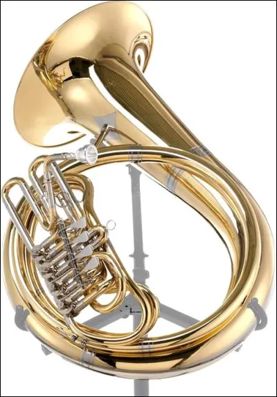 Quel est cet instrument de musique en H à vent et en cuivre de la famille des tubas ?