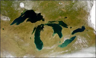 En Amérique du Nord, la région des Grands Lacs est constituée des lacs Supérieur, Michigan, Huron,...