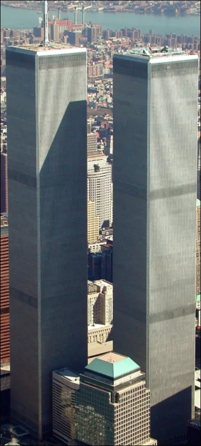 Où se situent ces deux tours ?