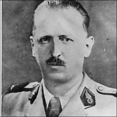 Quelle bataille opposant les troupes de Marie-Pierre Koenig &agrave; celles d�Erwin Rommel en mai-juin 1942 est la premi&egrave;re contribution militaire importante de la France libre ?