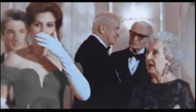 Que répond la femme à la dame quand cette dernière lui dit : ''Comment avez-vous trouvé cet opéra, très chère'' ?