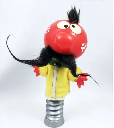 Qui est ce personnage en Z de la série télévisée le"Manège enchanté", un diable magicien à ressort ?