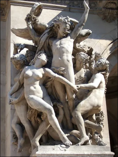 A qui doit-on cette célèbre sculpture intitulée "La Danse" et ornant l'opéra Garnier ?