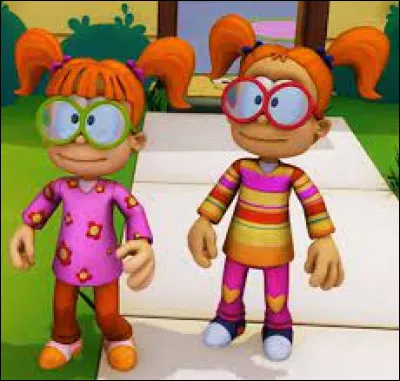 Comment s'appelle celle avec ses lunettes vertes ?