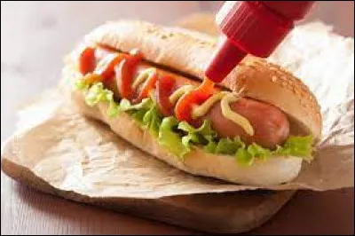 Vous voyez un hot-dog, alors vous pensez...