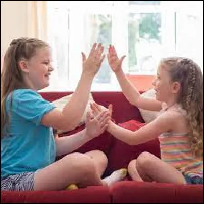 Jeu de main, jeu de...