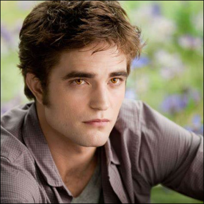 Quel âge a Edward quand il est transformé en vampire ?