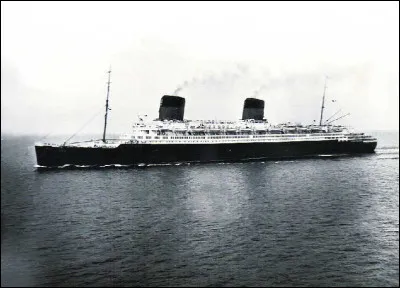 Laquelle de ces constructions ne fait pas partie des 7 nouvelles merveilles du monde ?