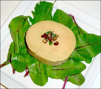 Nous servirons ensuite un parfait de foie gras. Quel pourcentage de foie gras est obligatoire à cette appellation ?