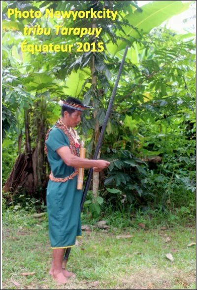 Quel est ce personnage important en C, celui qui dans une tribu et l'intermédiaire ou l'intercesseur entre les hommes et les esprits ?