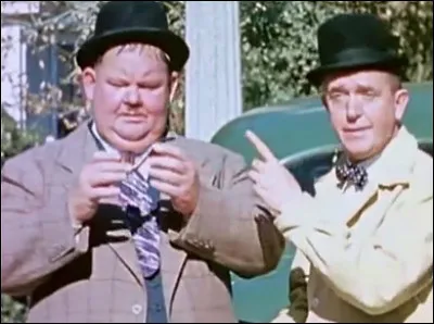 Laurel et Hardy est un célèbre duo comique de cinéma des années 30 à 50. Hardy, Oliver de son prénom, est né le 18 janvier 1892. Ah mais lequel était-ce ?