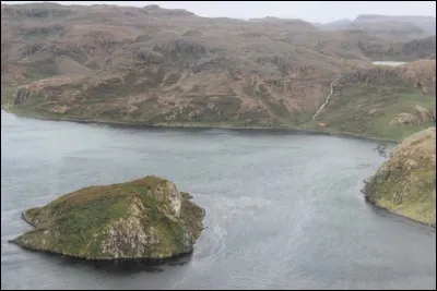 Comment se nomment désormais les îles de la désolation découverte par un breton en 1772 ?