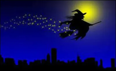 Pour cette question, nous sommes encore en Italie ! Dans ce pays, en plus de croire au père Noël, les enfants croient aussi à une vieille dame venant déposer des bonbons aux enfants dans la nuit du 5 au 6 janvier, aux allures de sorcière volant sur un balai. Comment s'appelle cette dame ?
