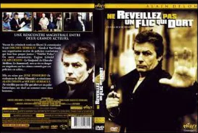 "Ne réveillez pas un flic qui dort" est un film dans lequel joue Michel Serrault.