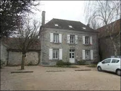 Réau est un village Seine-et-Marnais situé en région ...