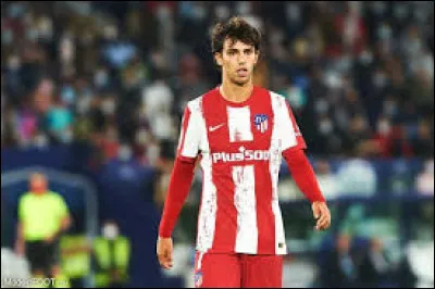 Combien de buts João Felix a-t-il marqués avec l'Atlético Madrid pendant la saison 2021-2022 ?