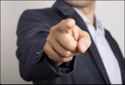 Après moult explications et contexte, il semblerait que tu aies été désigné pour rejoindre la lignée des Sheratan.