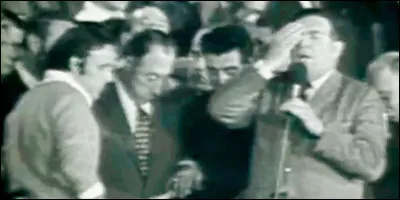 Si vous voyez bien de loin, mais flou lorsque vous vous rapprochez, vous êtes astigmate.