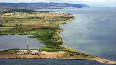 Quels sont les pays qui bordent le lac Albert ?