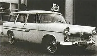 Quel est ce break assez rare qui sert d'ambulance en 1959 ?