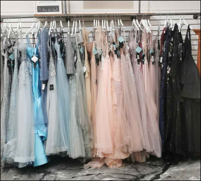 Quelle est sa robe de bal ?