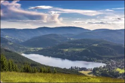 Dans quel pays le Titisee se trouve-t-il ?