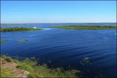 Dans quel pays le lac Okeechobee se trouve-t-il ?