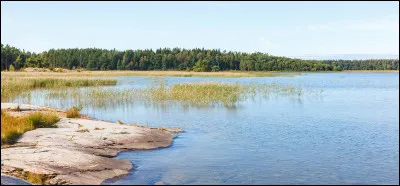 Dans quel pays le lac V&auml;nern se trouve-t-il ?