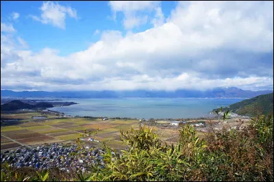 Dans quel pays le lac Biwa se trouve-t-il ?