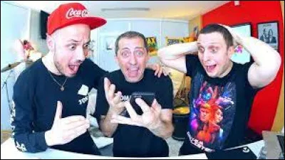 Quel duo de youtubeurs propose sur leur chaîne, une série de vidéo intitulée "On appelle des gens au hasard" ?
