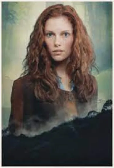 Quel est le nom de cette actrice ?