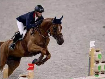 Sport : Laquelle de ces disciplines equestres n'existe pas aux Jeux Olympiques ?