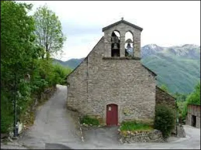 Nous sommes dans le Comminges, à Poubeau. Petit village de 80 habitants, dans l'arrondissement de Saint-Gaudens, il se situe dans le département ...