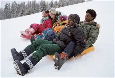 Quelle est cette comédie familiale qui se déroule au sports d'hiver ?