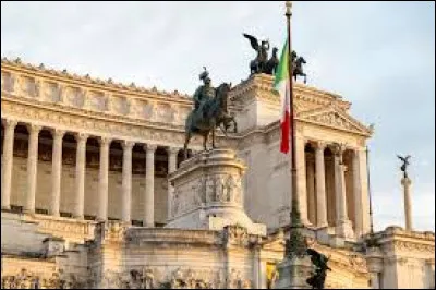 Culture : Complétez un des surnoms de la ville de Rome : La ville aux 7...