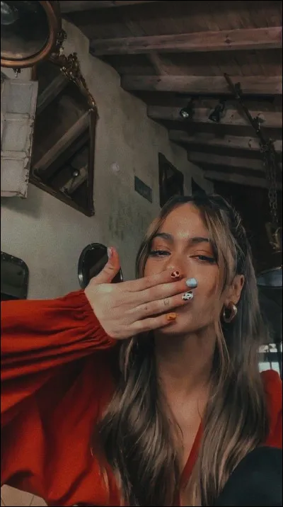 A-t-elle un frère ?