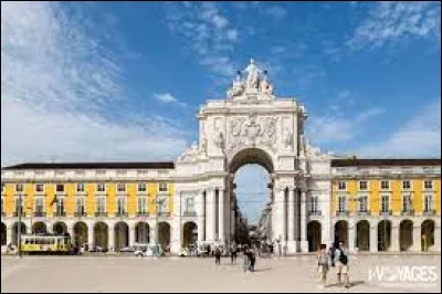 Héraldique : Complétez la devise de la ville de Lisbonne : "Lisbonne, ville de la ....." :