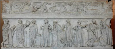 Lieu de villégiature des 9 Muses, un mouvement poétique lui a même emprunté son nom.