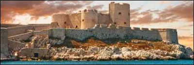 Dans quelle rade se trouve le château d'IF ?