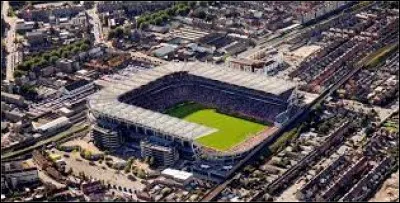 Sport : comment s'appelle le stade de Dublin qui est la quatrième plus grande enceinte sportive d’Europe ?