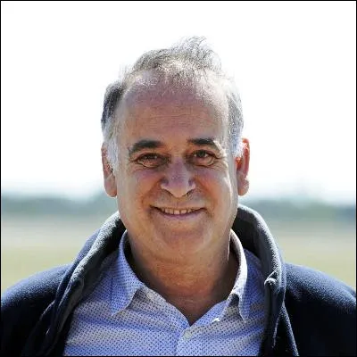 Quelle &eacute;mission opposant une &eacute;quipe rouge &agrave; une &eacute;quipe bleue &eacute;tait pr&eacute;sent&eacute;e initialement par Sylvain Augier ?