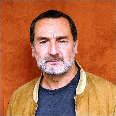 Dans quel film Gilles Lellouche raconte-t-il l�histoire d�une &eacute;quipe de natation synchronis&eacute;e ?