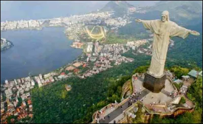 Quelle est cette ville en R, capitale de l'État du même nom et deuxième plus grande ville du Brésil, célèbre pour son carnaval , ses plages et son Christ Rédempteur ?