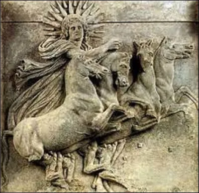 La mère d'Hélios est la Titanide de la lumière et de la vue, Théia. Qui est son père ?