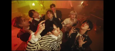 Quel est le thème principal du groupe Enhypen ?