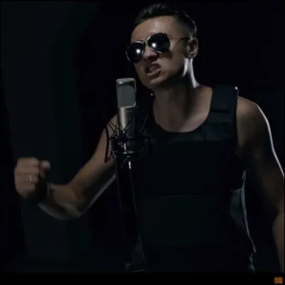 Depuis quelle année est-il connu à l'internationale ?