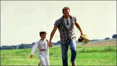 Durant quelle saison se déroule le film "Un monde parfait" ?