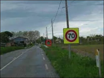 Petit village de 47 habitants, dans l'arrondissement de Saint-Girons, Thouars-sur-Arize se situe dans le département ...