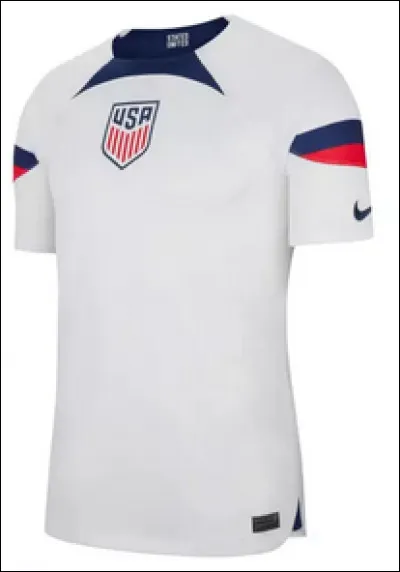 Cette équipe par contre s'est qualifiée pour cette Coupe du monde ! À quelle sélection appartient ce maillot ?